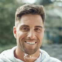 Restoring Confidence: How Cali’s All-on-4 Packages are Saving Americans $40,000 on Full-Mouth Restorations